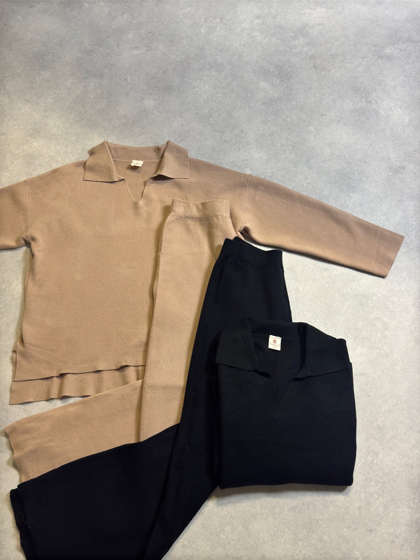 V Knitted Set